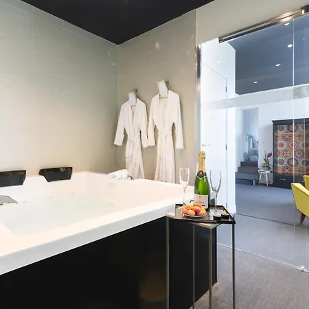 Apartman A Cote De La Place Du Pilori Angers