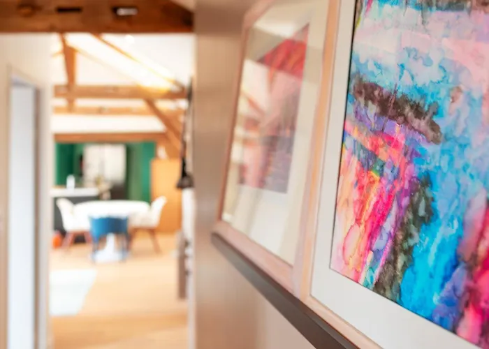 A Cote De La Place Du Pilori Angers